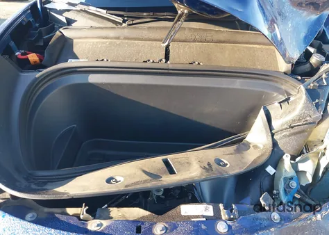 2024 Tesla Model Y Long Range Dual Motor All-Wheel Drive из США, поврежденный, VIN 7SAYGDEE3RF160174